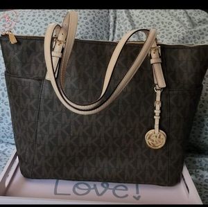Michael Kors  Jet Set Brand new